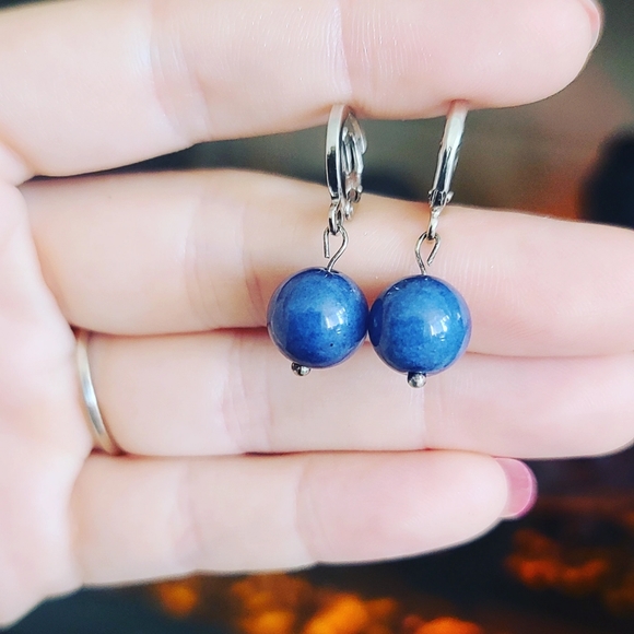 Lapis Lazuli beaded earrings ✨ - Picture 2 of 3